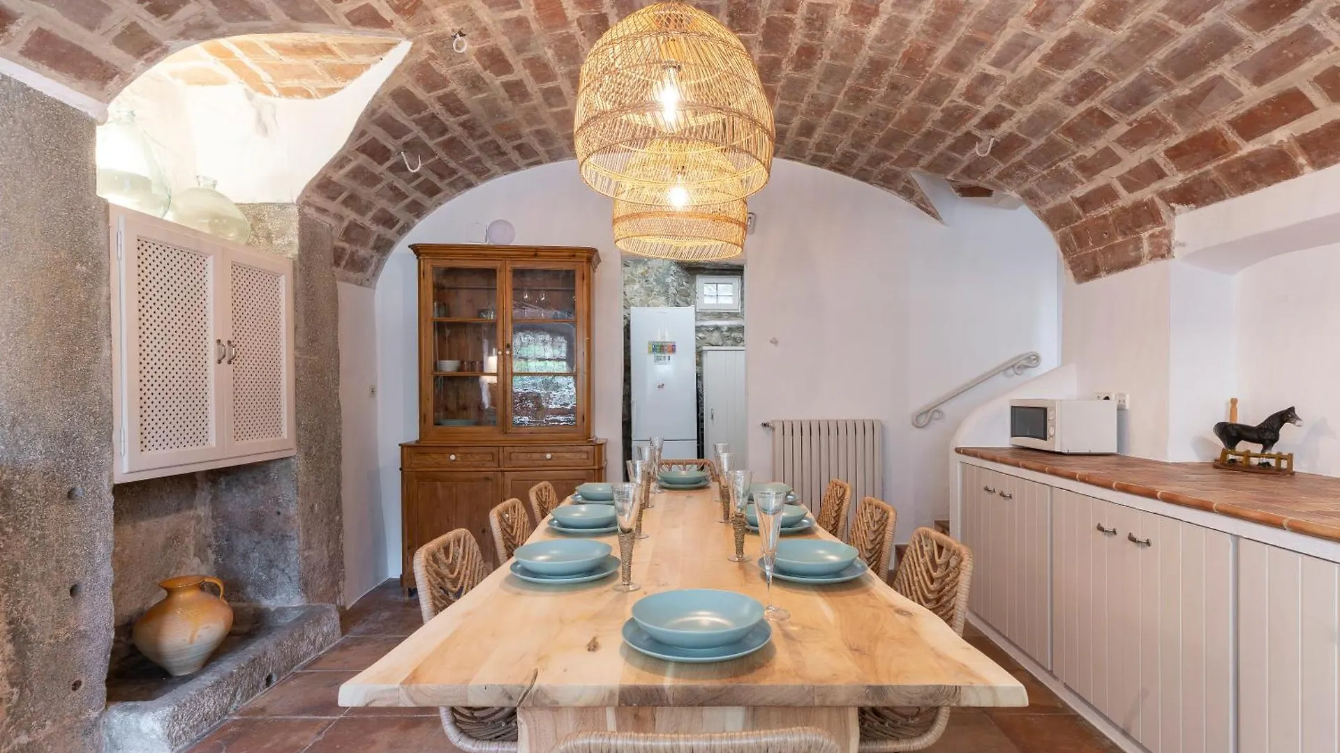 CASA EL MOLI DE CAN BURJATS con piscina y chimenea Mont-ras  0*, Mont-ras (Montrás) España